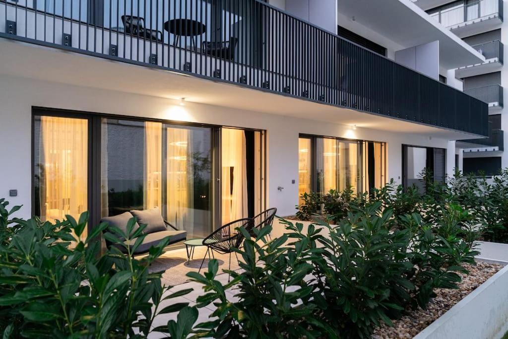 Gold Garden Terrace Apartment Brno Exterior photo